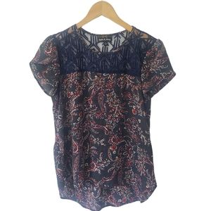 Twine &String Blouse. Floral. Dark Blue. Lace. Size Small